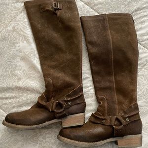 Women's Luxe de Leon Templo Tall Harness Boots.